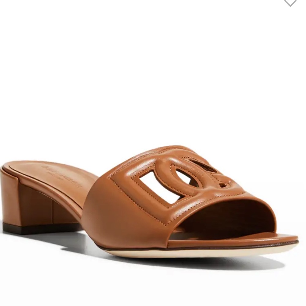 Dolce&Gabbana
DG Cutout Leather Slide Sandals - Picture 3 of 14